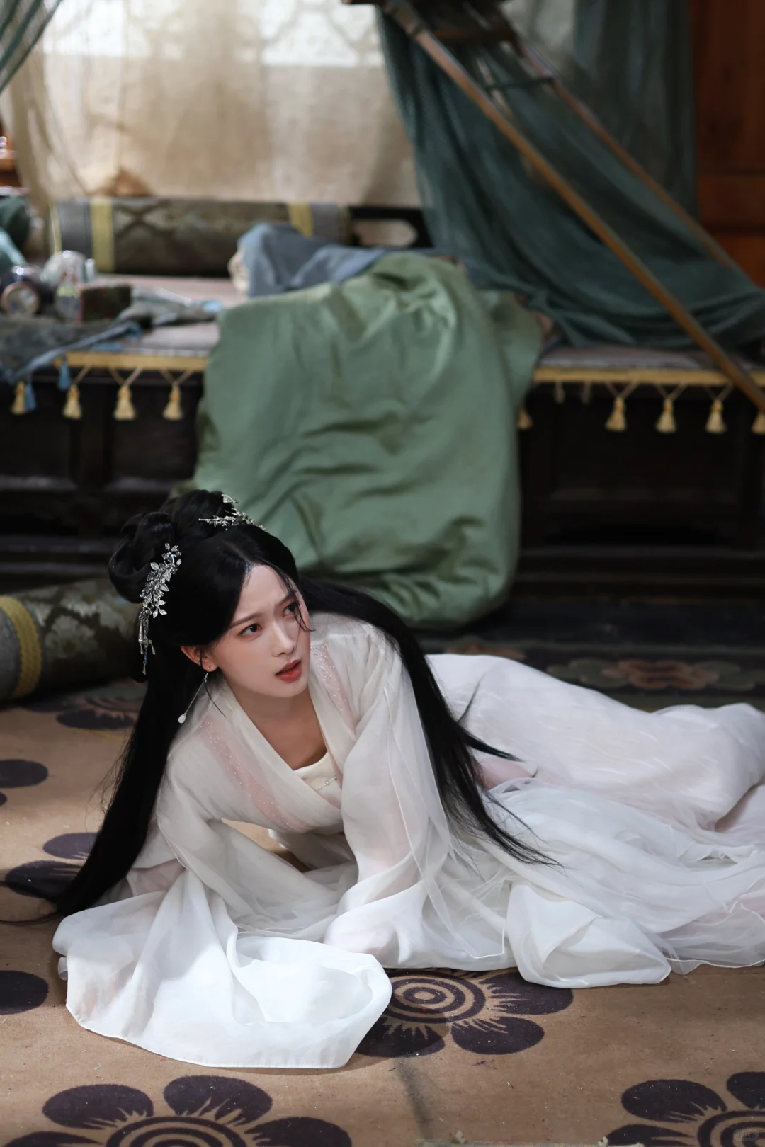 关于我勇闯短剧拍古装的剧照！