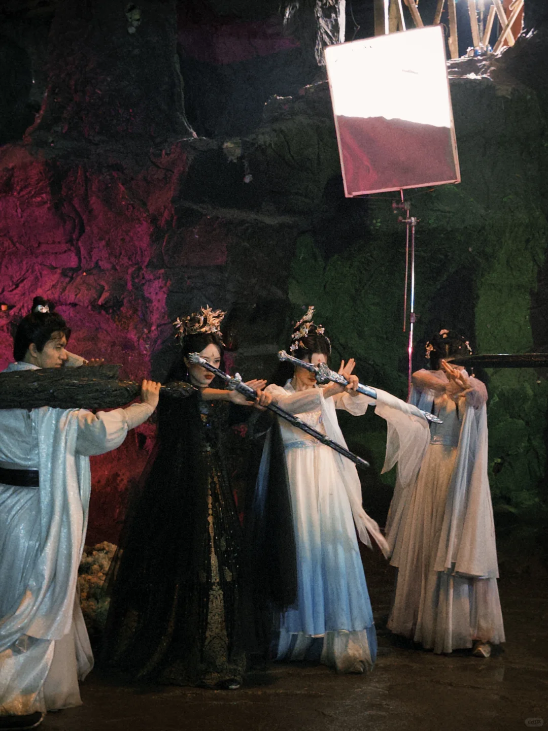 我们短剧有自己的群像戏