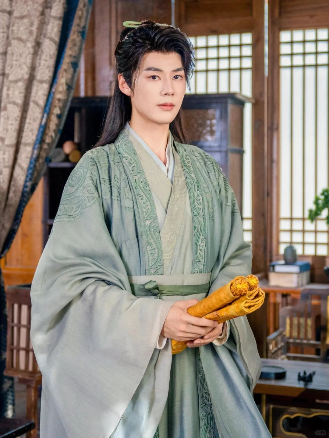 这个超会亲的男人来了，傲娇奸臣哪个受得了