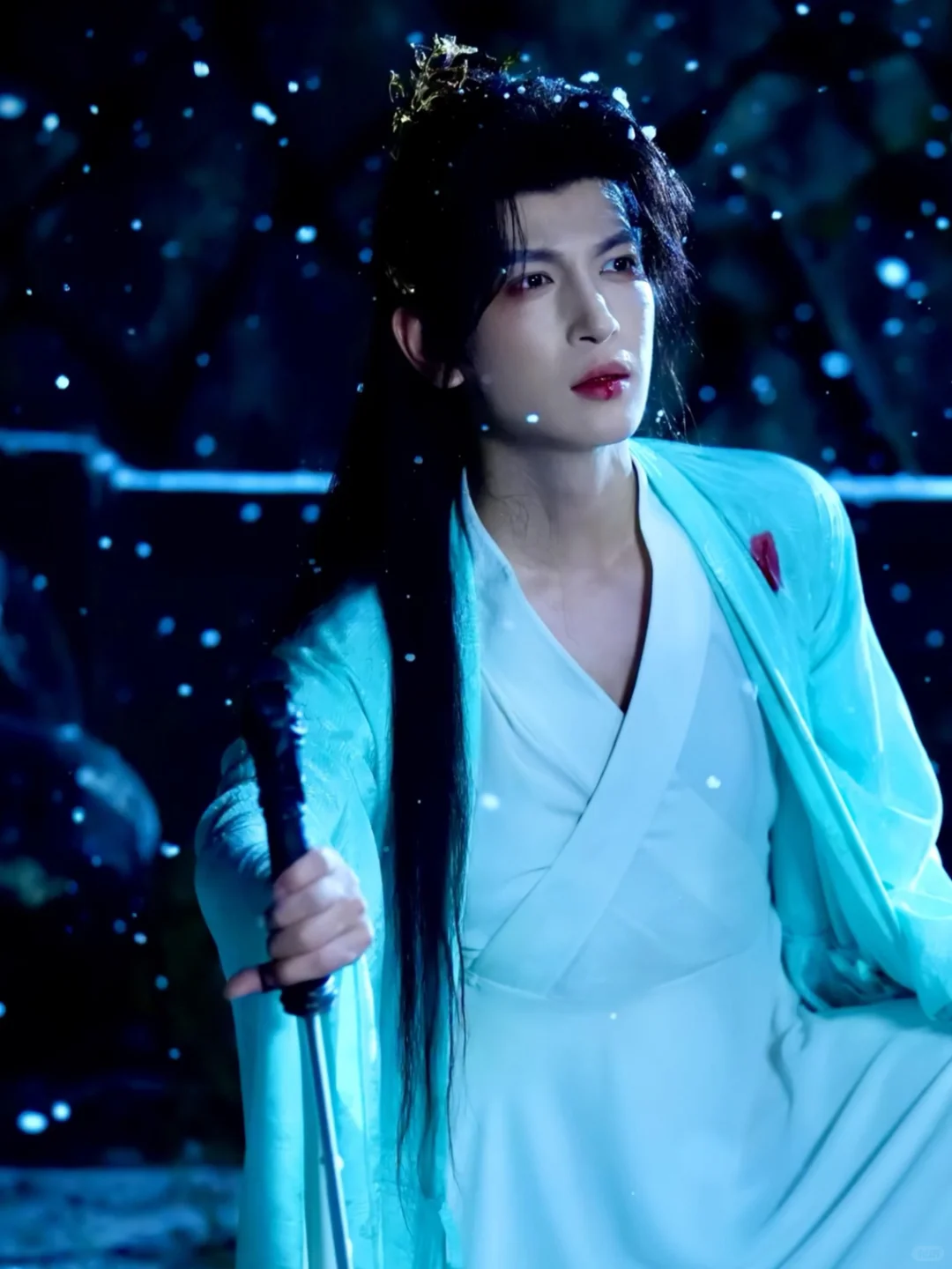 熬夜追完这部剧，吻戏和剧情都让人上瘾😍