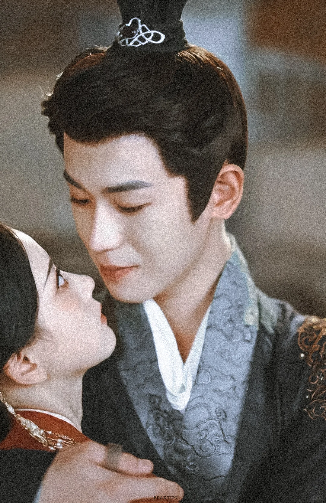 又在红果里看上细糠了，性张力拉满！