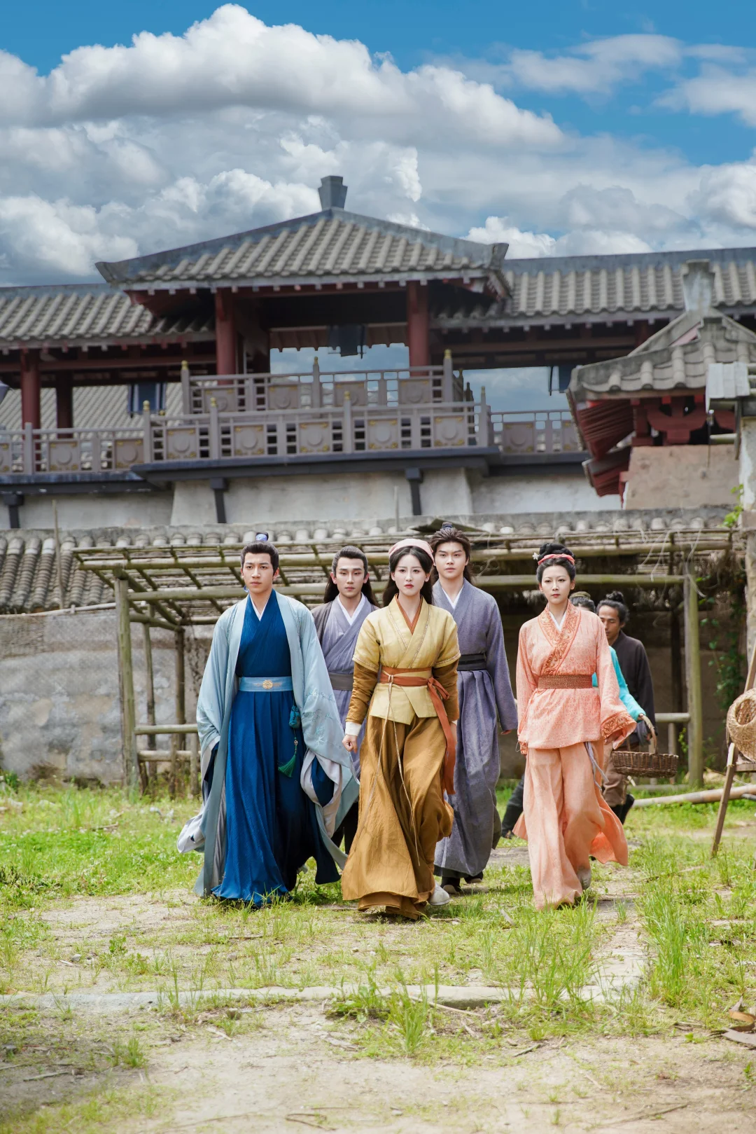 种田文《开局破茅屋，极品婆母带全家改命》