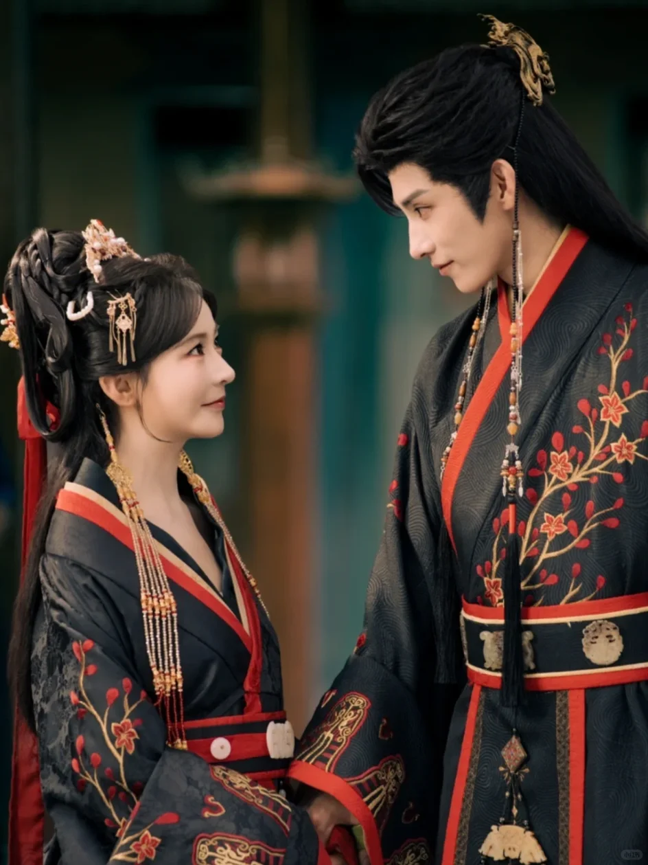 新剧杀疯了！一下就被这两张脸吸引住了😍