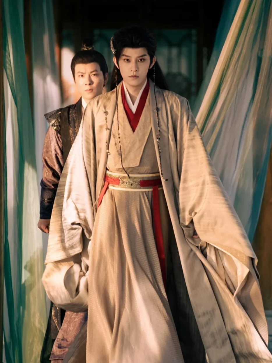 新剧杀疯了！一下就被这两张脸吸引住了😍