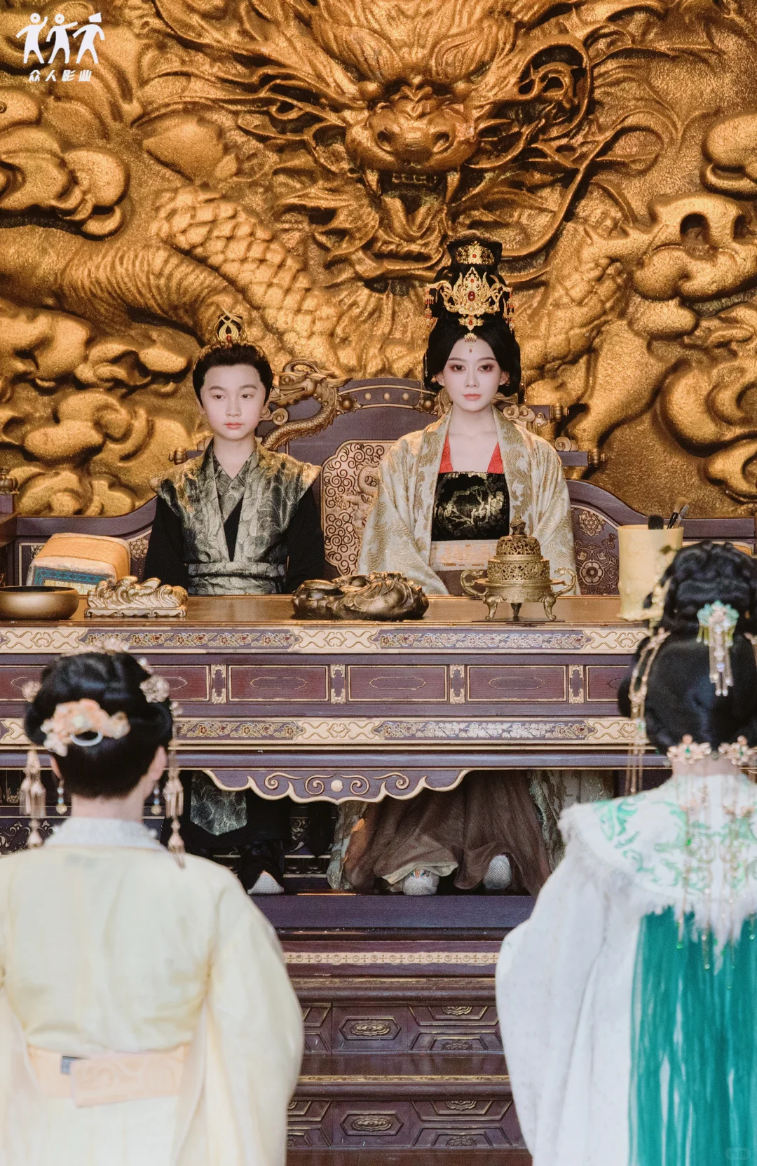 小皇帝上线了～新剧开播～超燃～