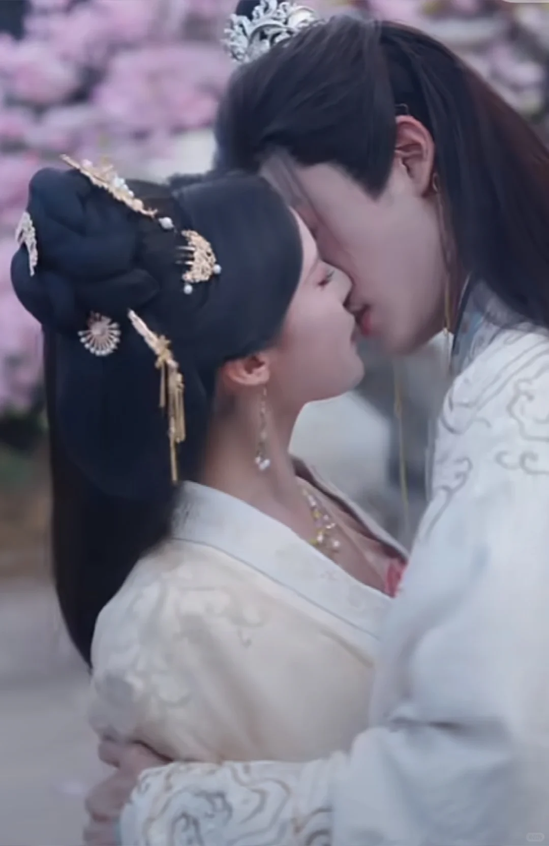 最甜的心声剧！嘴上不要心里疯狂想酱酱酿酿