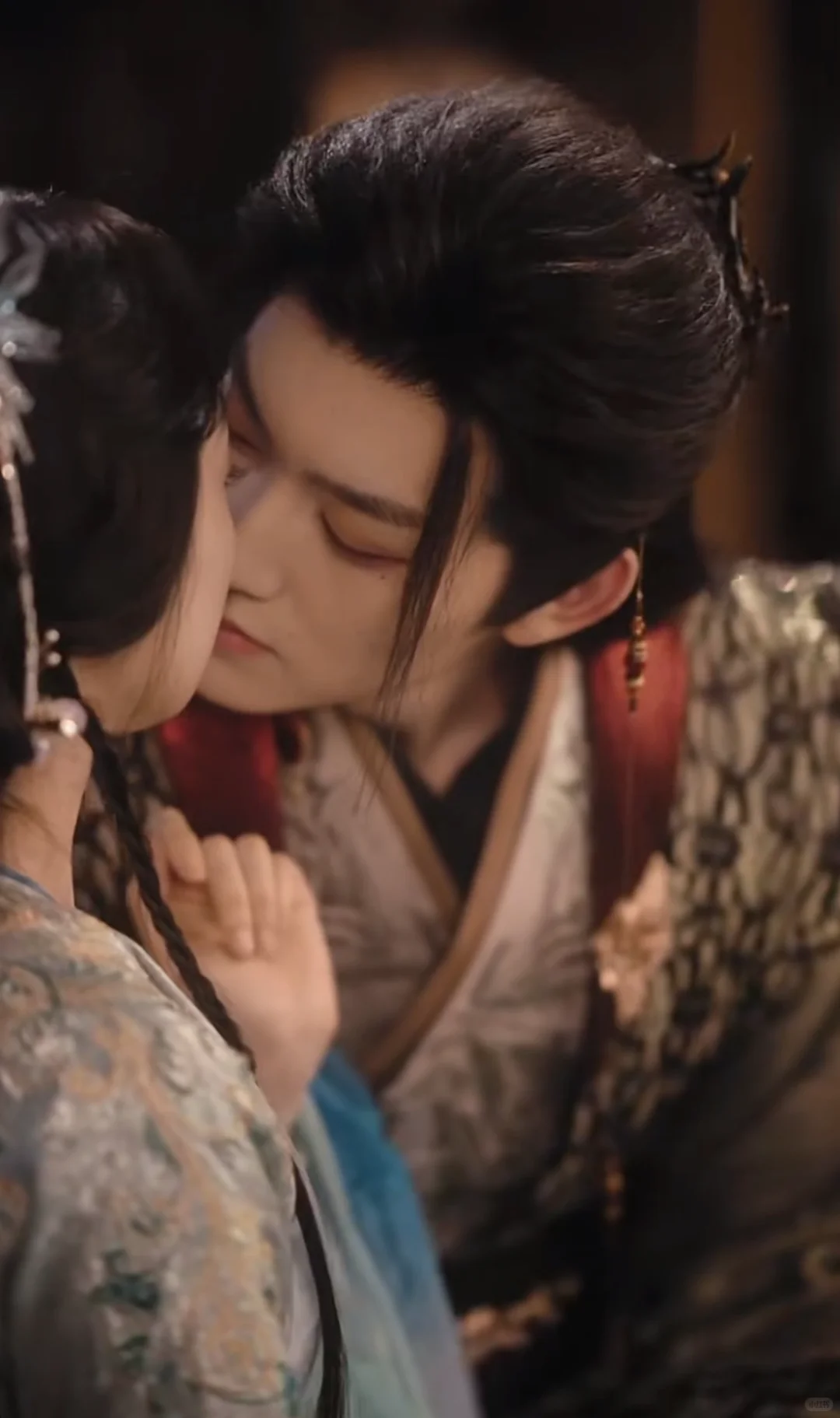 疯批皇帝强制爱？救命男主真的太适古装了