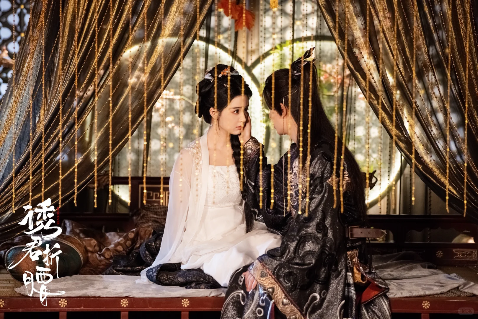 两位老师未免也太会亲了