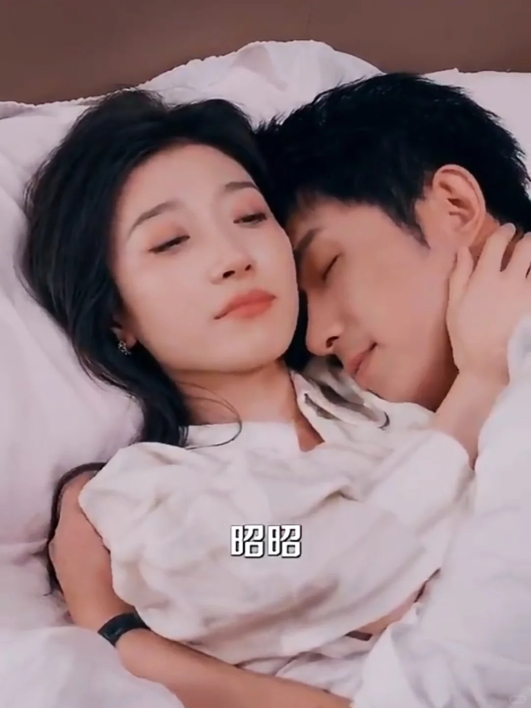 7.18|老房子着了火，体制内大佬为爱低头