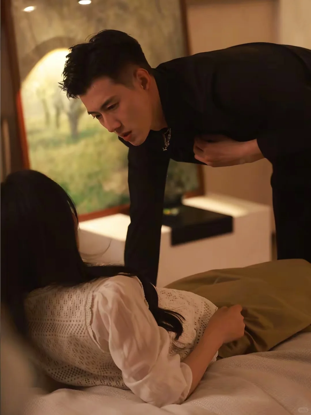 OMG🆘开场女主意图勾引男主啦‼️