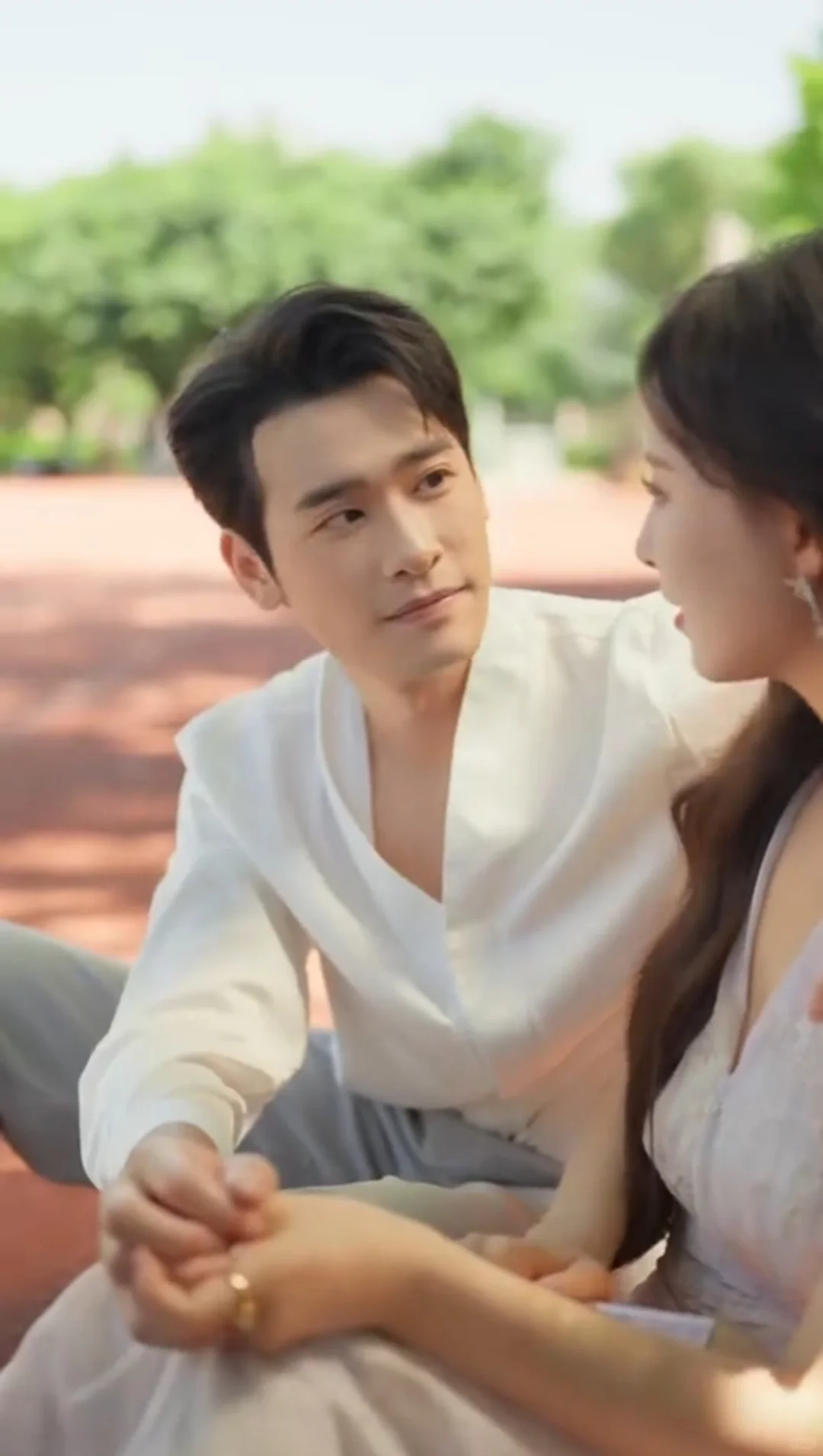 男小三挺多，这么嚣张的少见