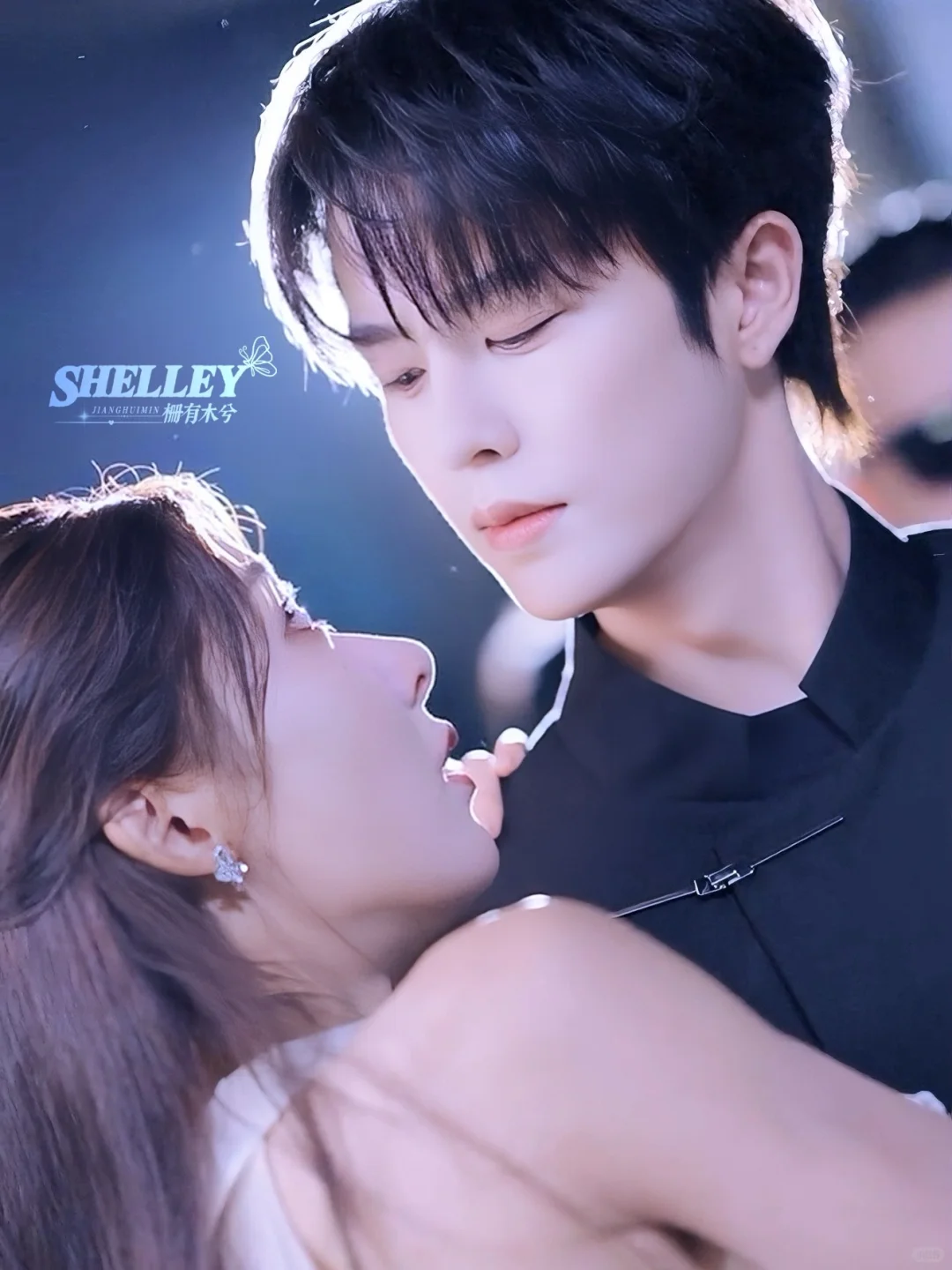 ❣️好甜❗️腹黑小叔看着亲亲老婆被下药❤️