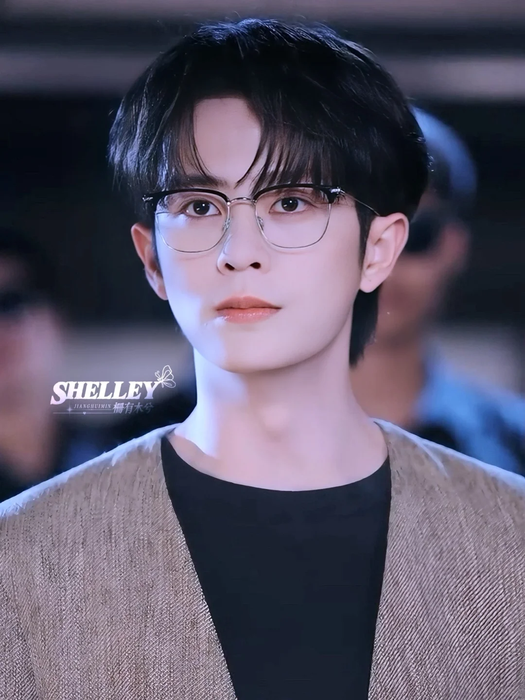 ❣️好甜❗️腹黑小叔看着亲亲老婆被下药❤️