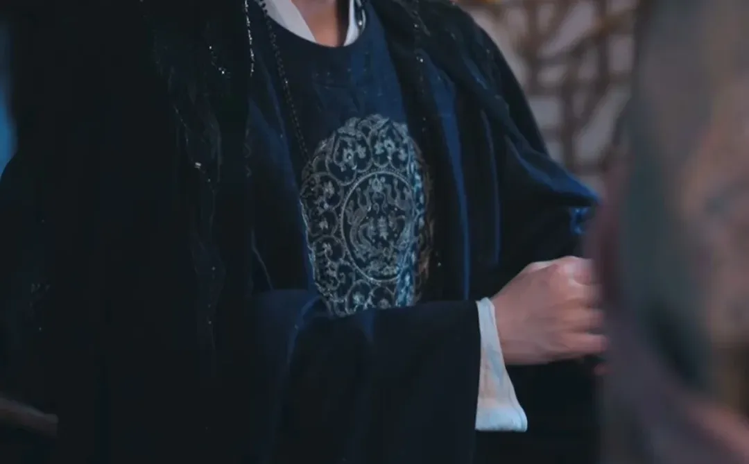 这个男主真的超帅！无死角的那种，都来欣赏