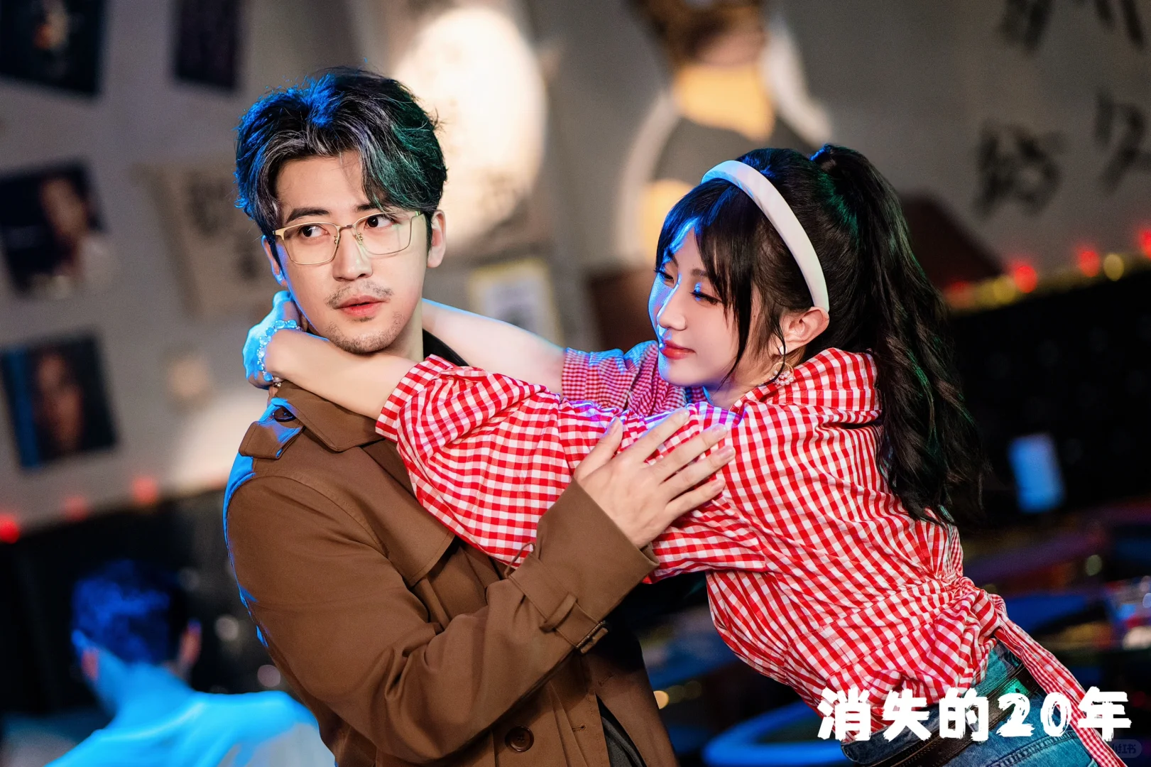 坐了架飞机就穿越到20年之后的时雨上线啦～