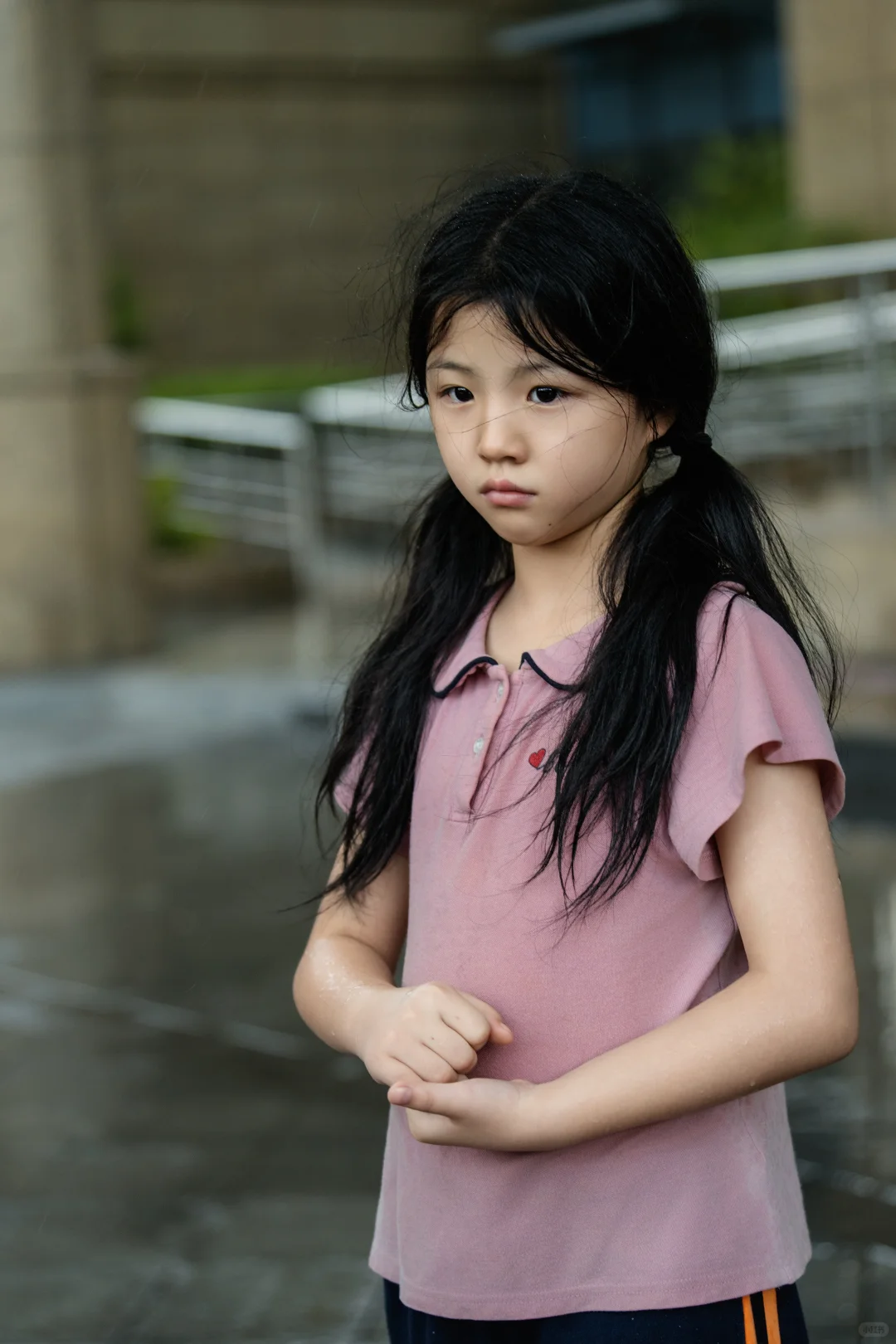 她“死”后第七年，带着他的孩子回来了