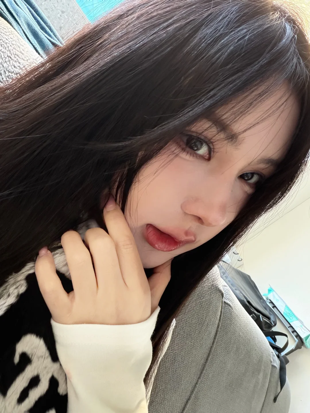 给孩子接部现代剧吧 在横店要呆傻了😩