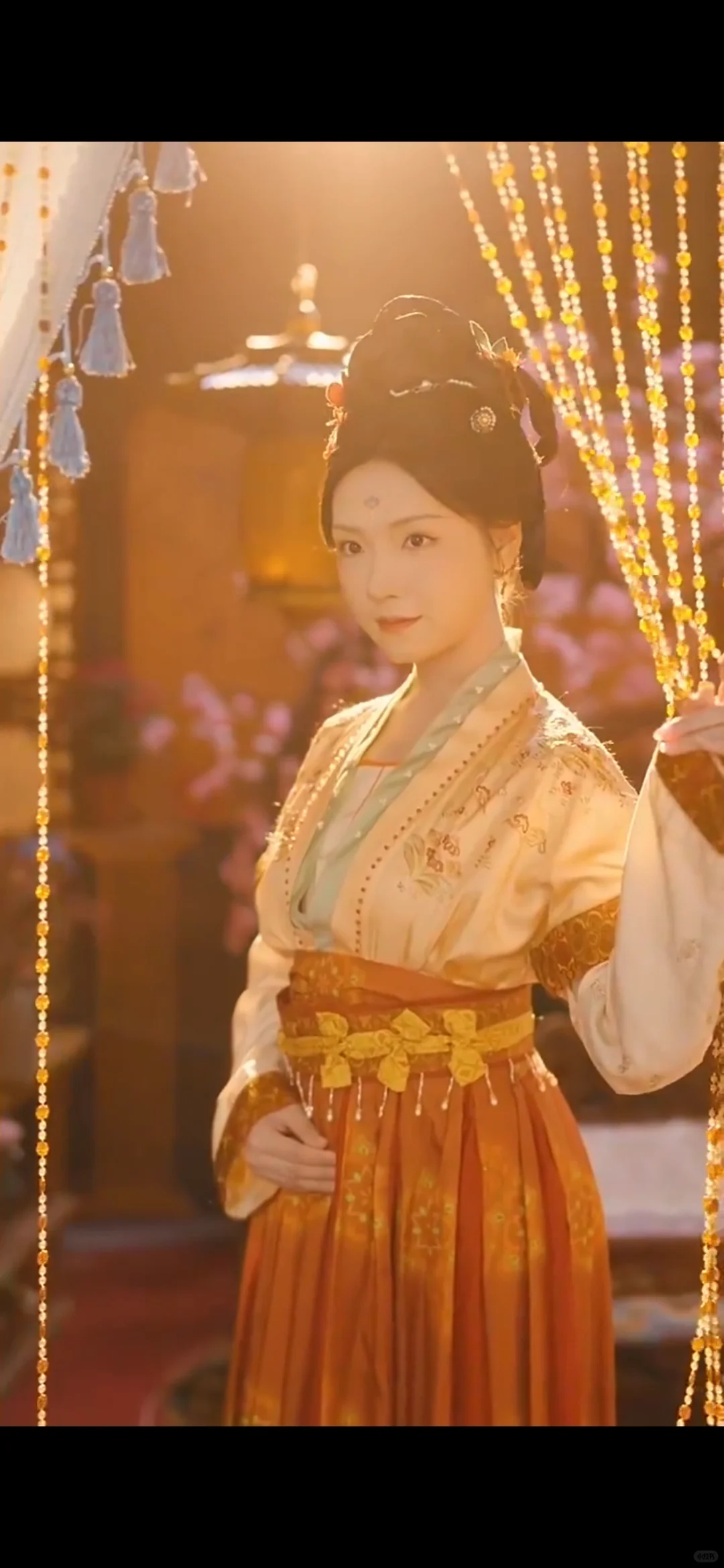 短剧《女扮男装被千岁爷看中了要给我封妃》