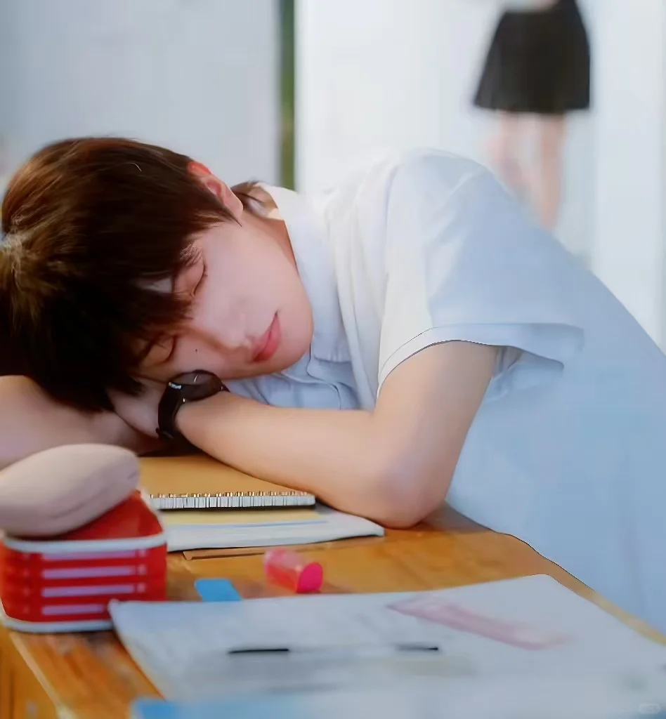 张翅杀疯了！穿越认爹反被撩 这短剧太上头