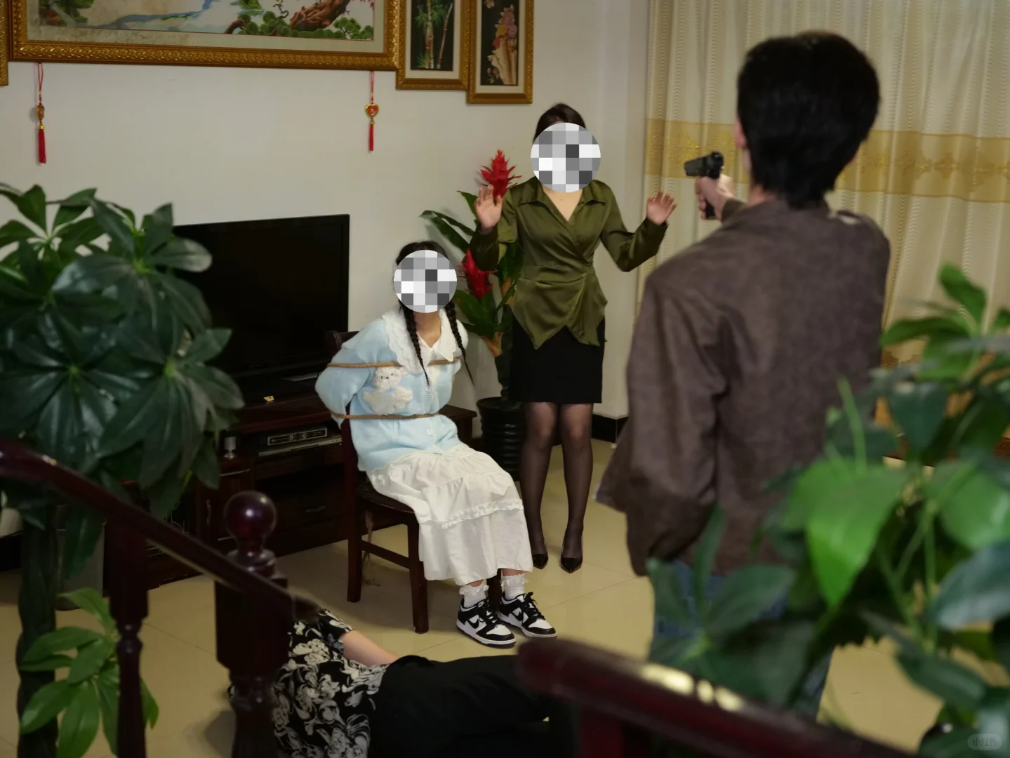 重生之我在短剧里被绑架