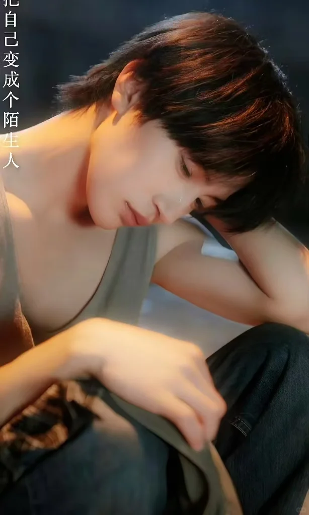 张翅杀疯了！穿越认爹反被撩 这短剧太上头