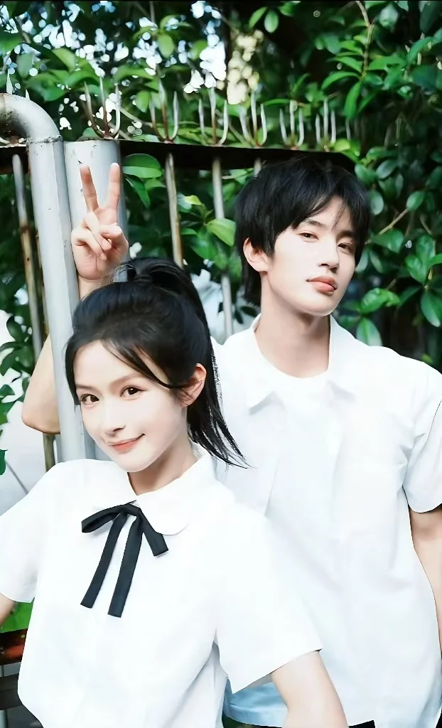 张翅杀疯了！穿越认爹反被撩 这短剧太上头