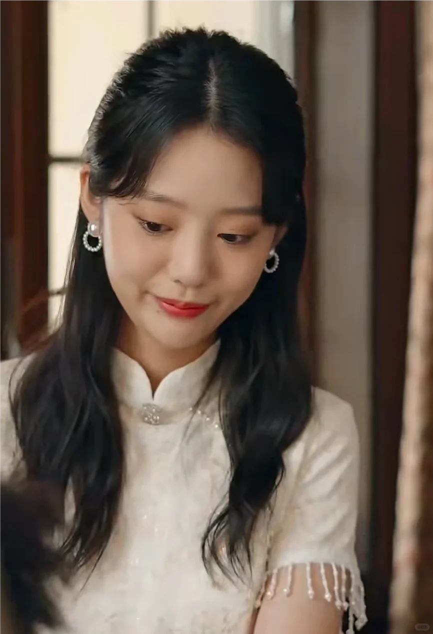 ✨上头短剧又添一部😀穿越皇后重生归来