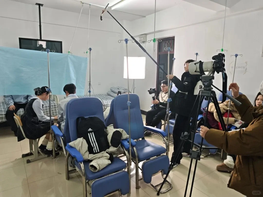 杀青｜工大自创微短剧《我的同学来自1952》