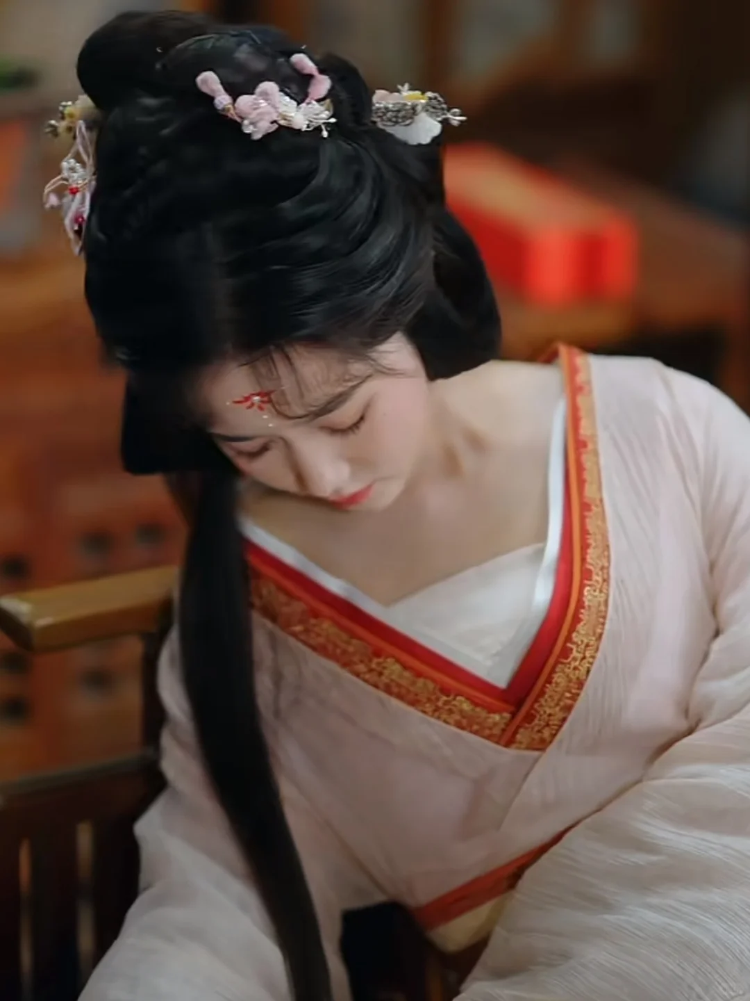 当重生女大战穿越女🌸谁是最后赢家呢