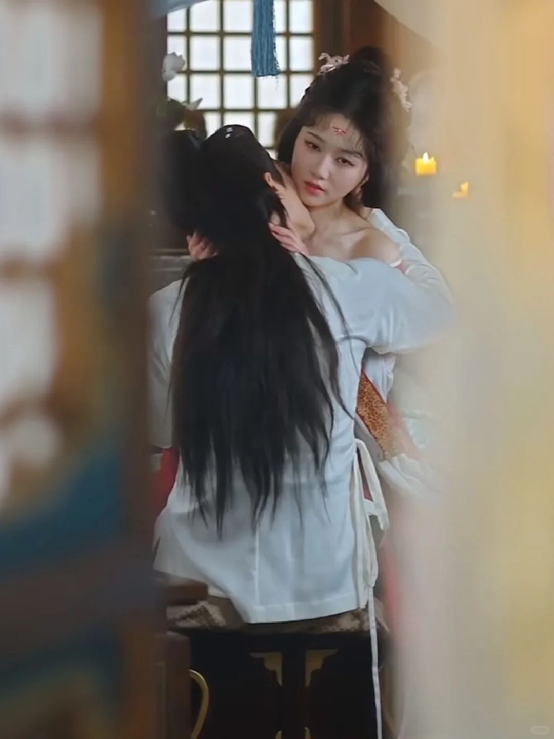 当重生女大战穿越女🌸谁是最后赢家呢