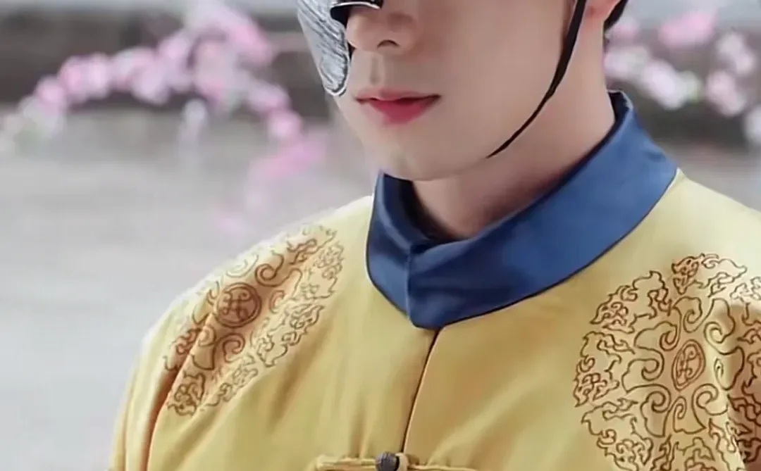 🆘好漂亮的清宫造型‼️穿越成跋扈贵妃