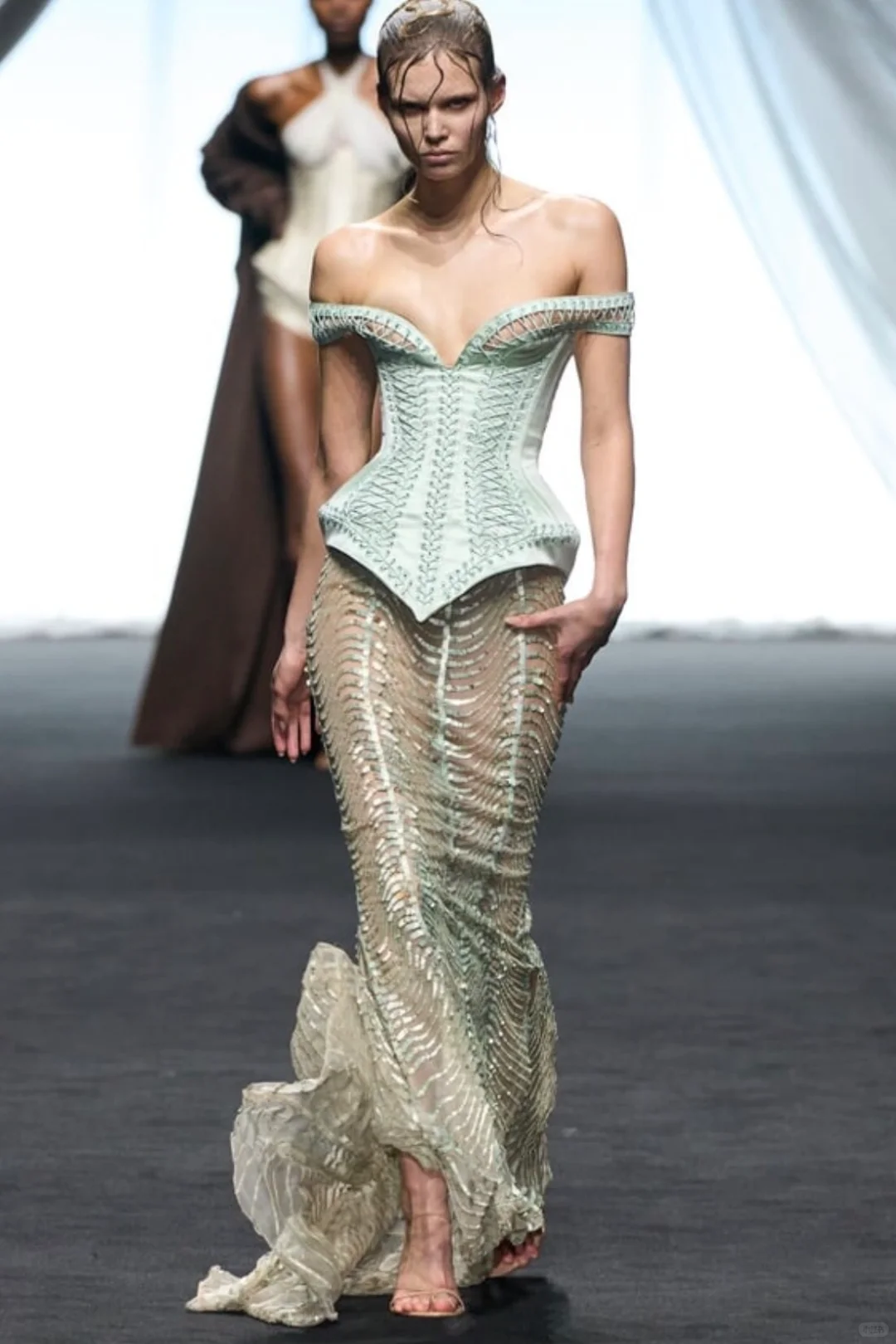 Jean Paul Gaultier S/S 2025 美的像神话！