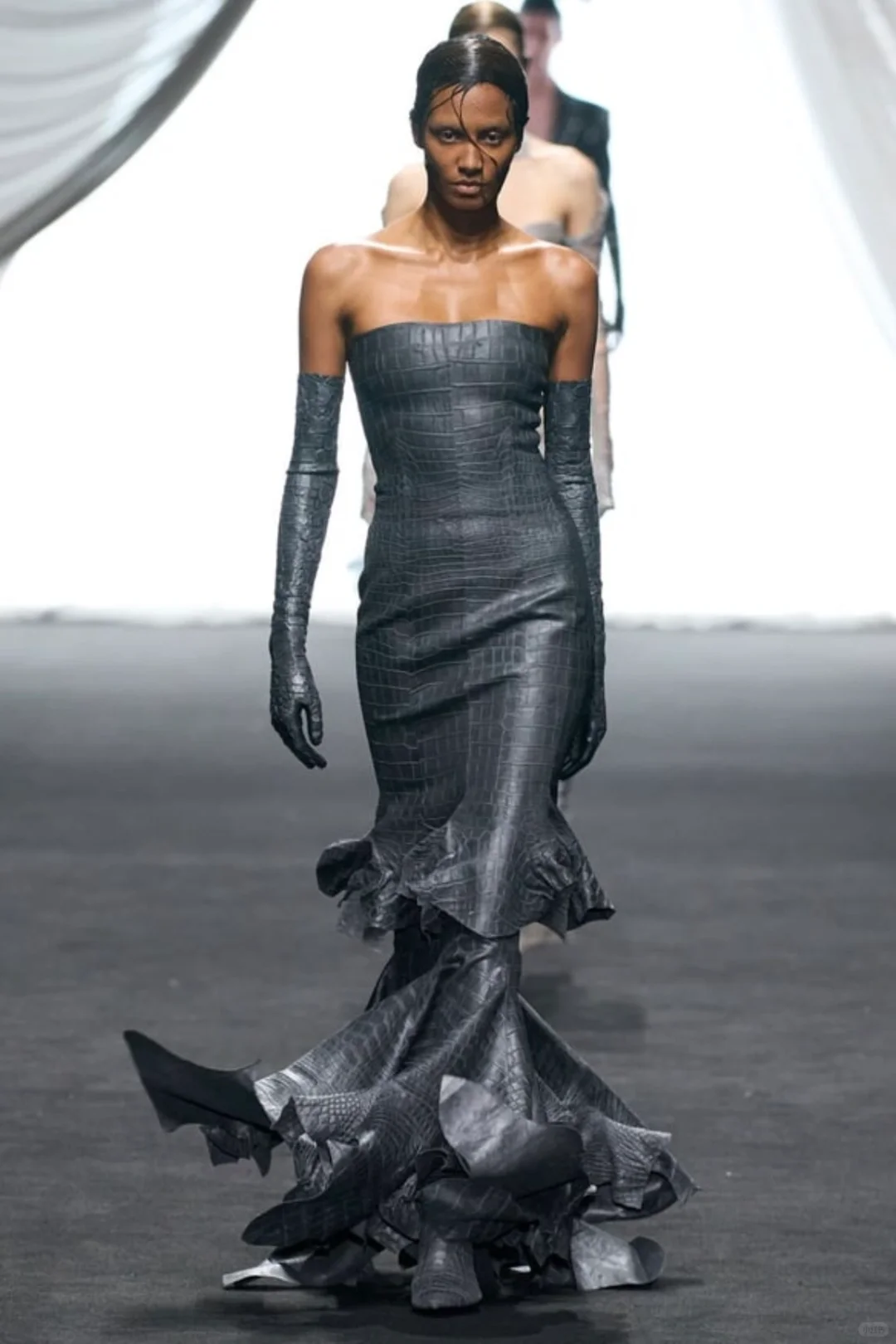 Jean Paul Gaultier S/S 2025 美的像神话！