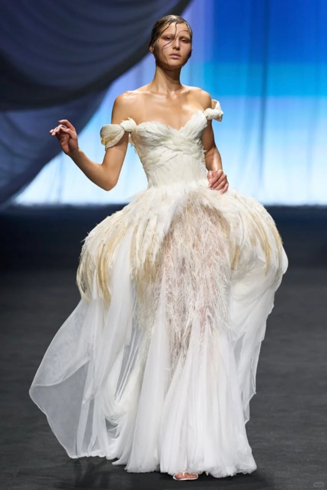 Jean Paul Gaultier S/S 2025 美的像神话！