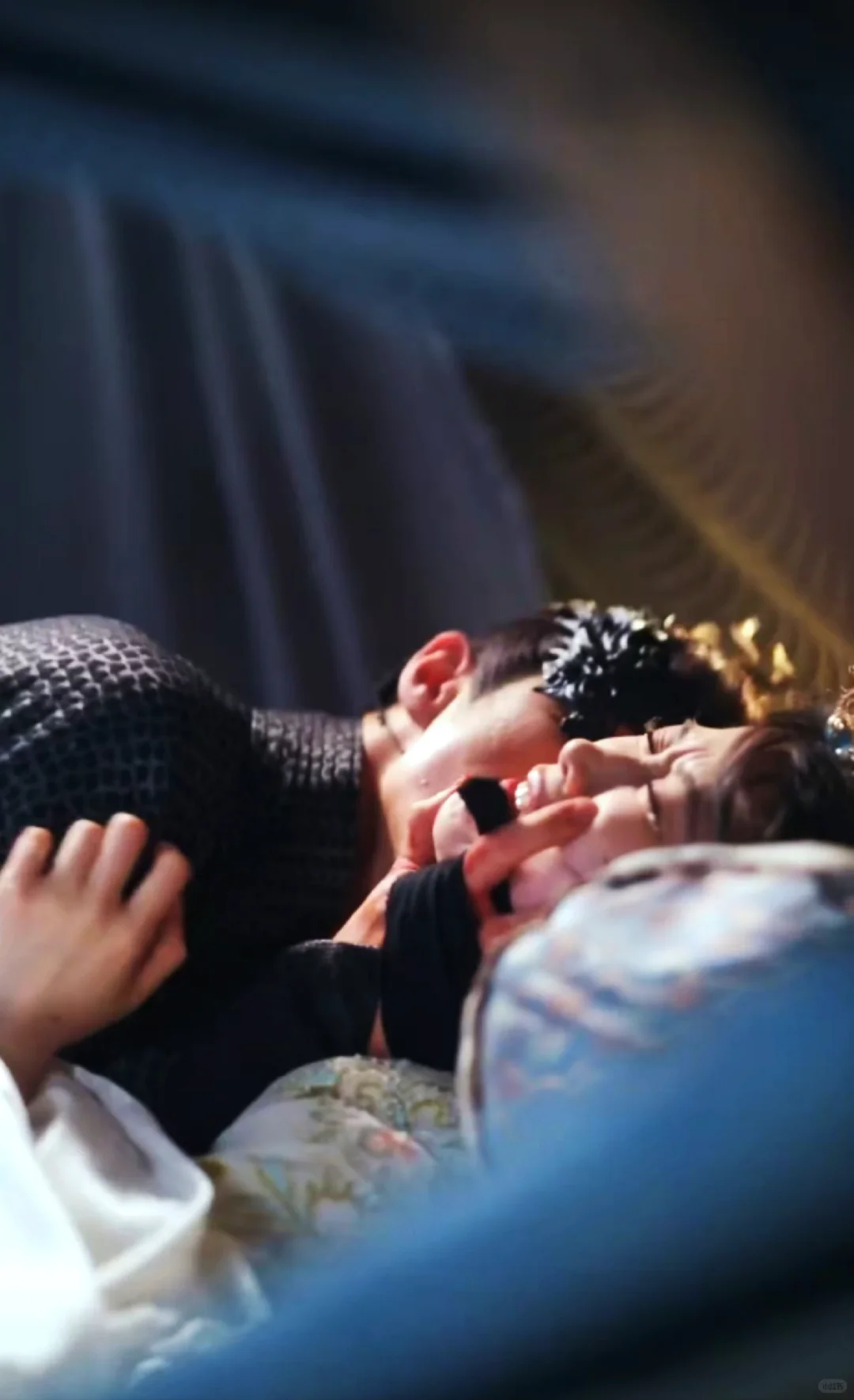 👄皇帝宠妻，影后逆袭的秘密！👊