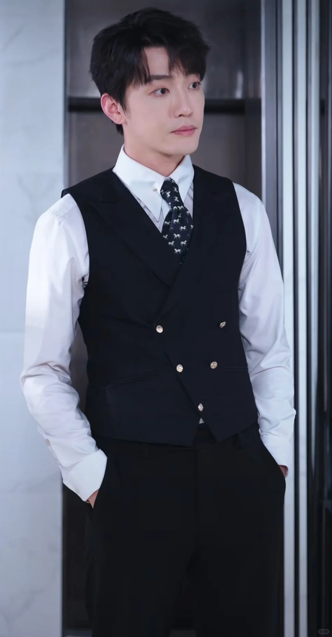 跟死对头联姻后他欺负我•蓄谋情已久