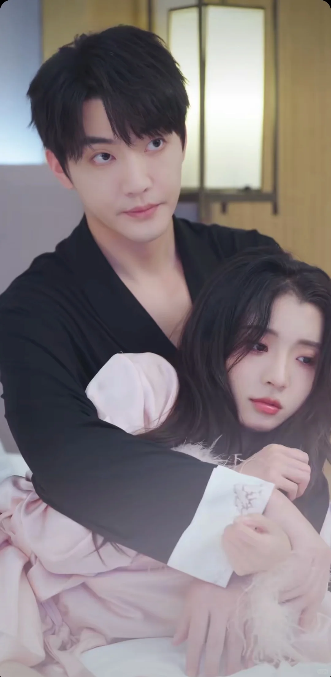 跟死对头联姻后他欺负我•蓄谋情已久