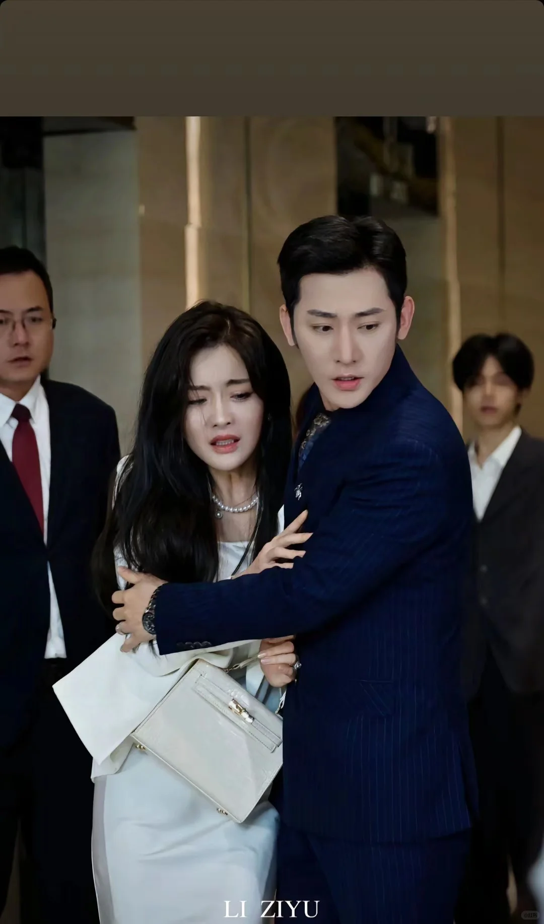 【短剧创作】复仇剧《危险边缘》上线！