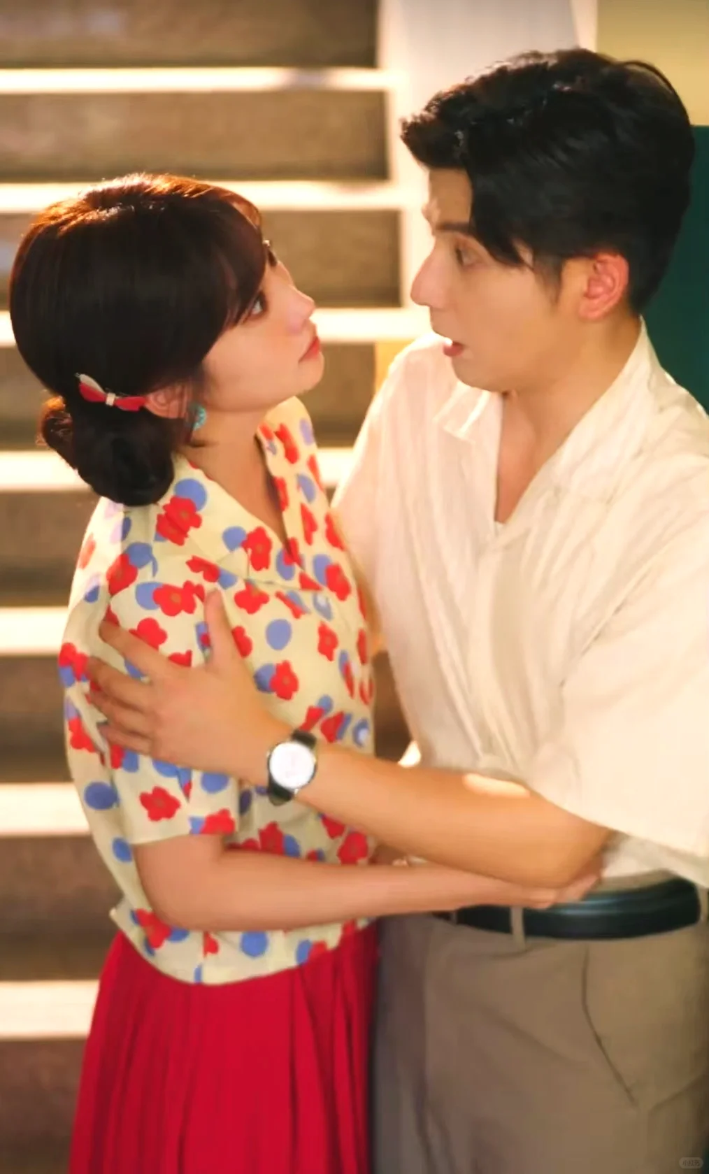 何聪睿&许梦圆深情演绎年代浪漫情爱剧！