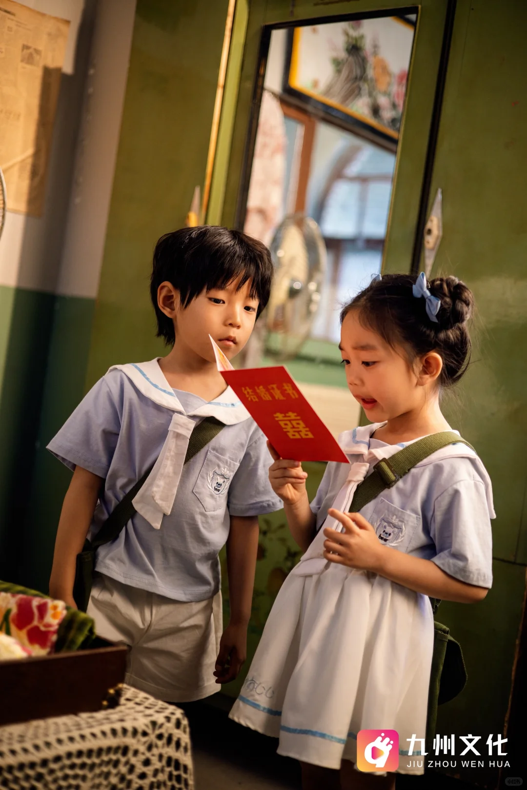 糟糕，穿越回八零年代了！