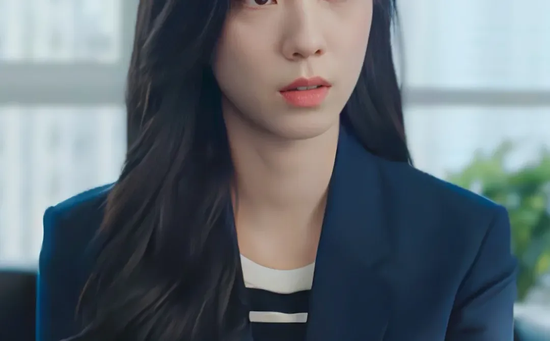 LadyS星光丨《吃饭跑步和恋爱》庄达菲同款