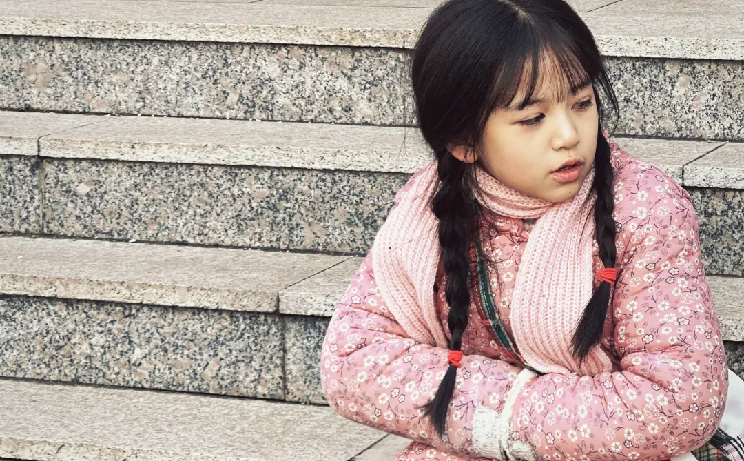 剧照<六零柴房通现代>