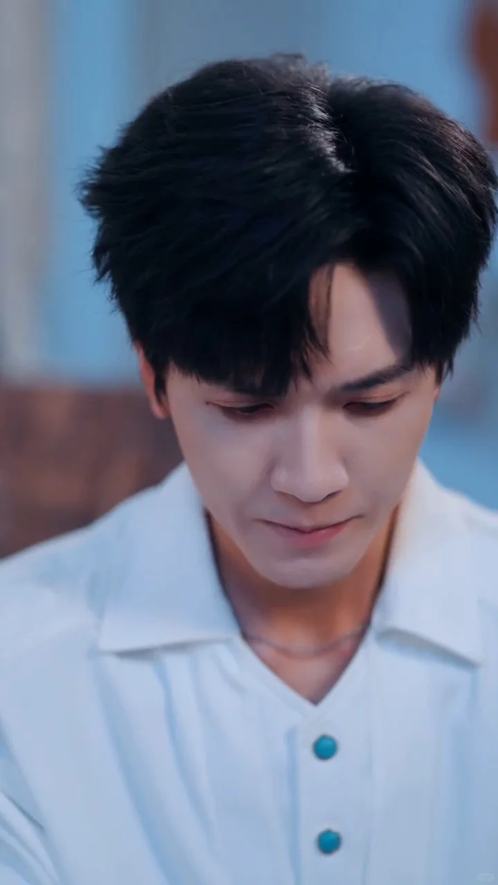 国产短剧《总裁的闪婚甜妻》