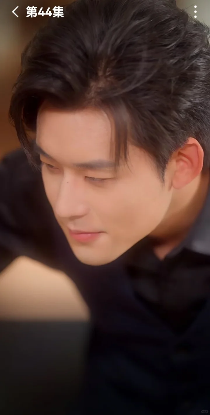 一觉醒来，我和死对头生了个崽