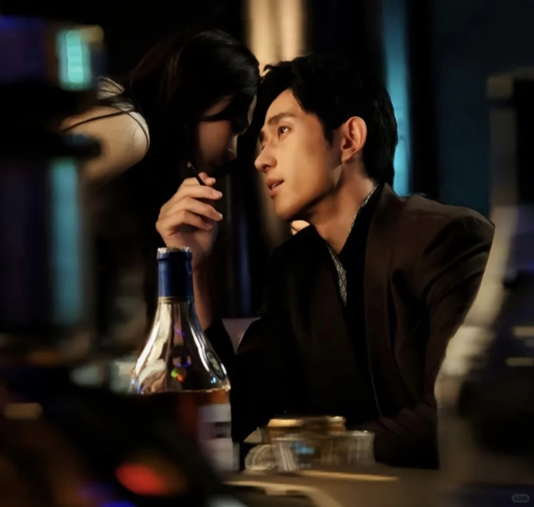 未删减版《禁欲大佬沦陷了》💥超欲脸红