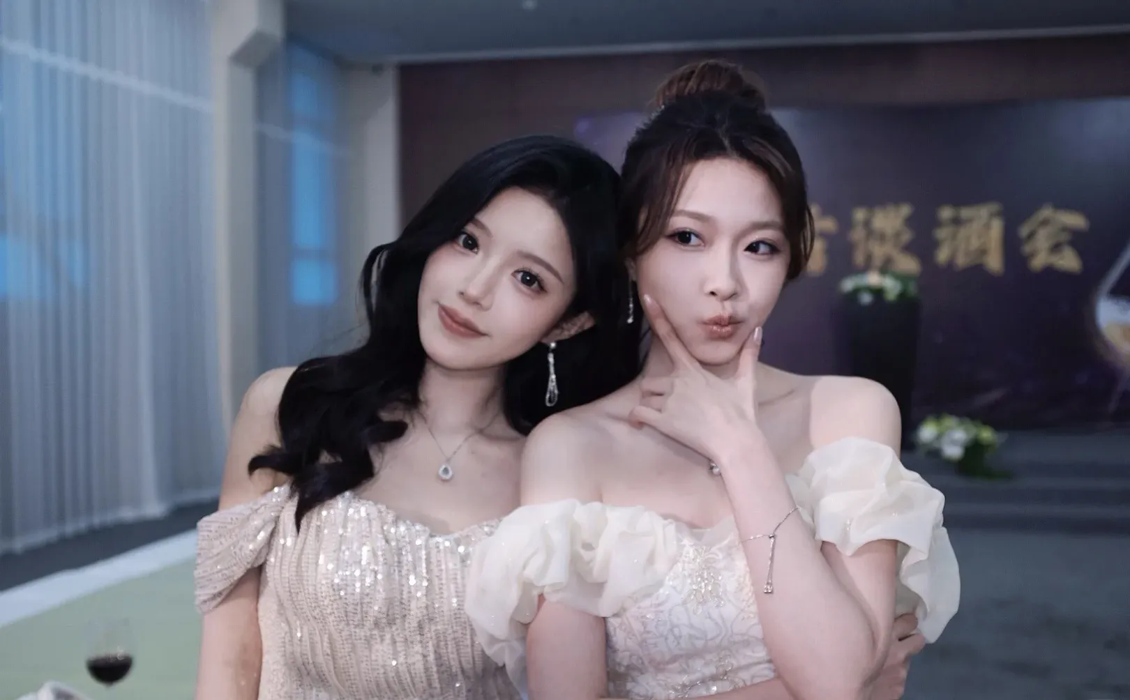 “甜妹”第一次在短国演上了女总裁