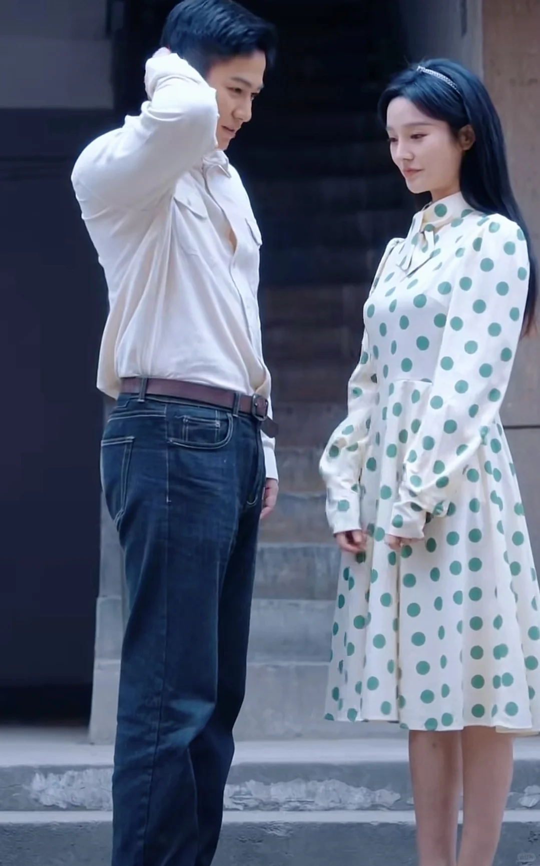 军婚年代剧✨糙汉老公会疼人，老婆孩子暖被