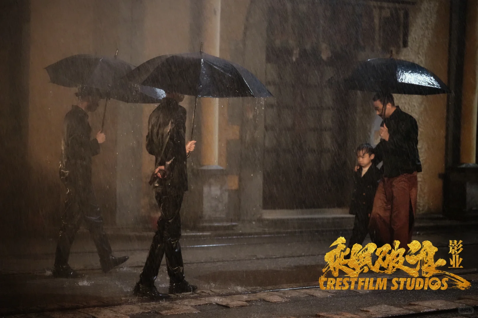 短剧《老偷局中局》杀青大吉