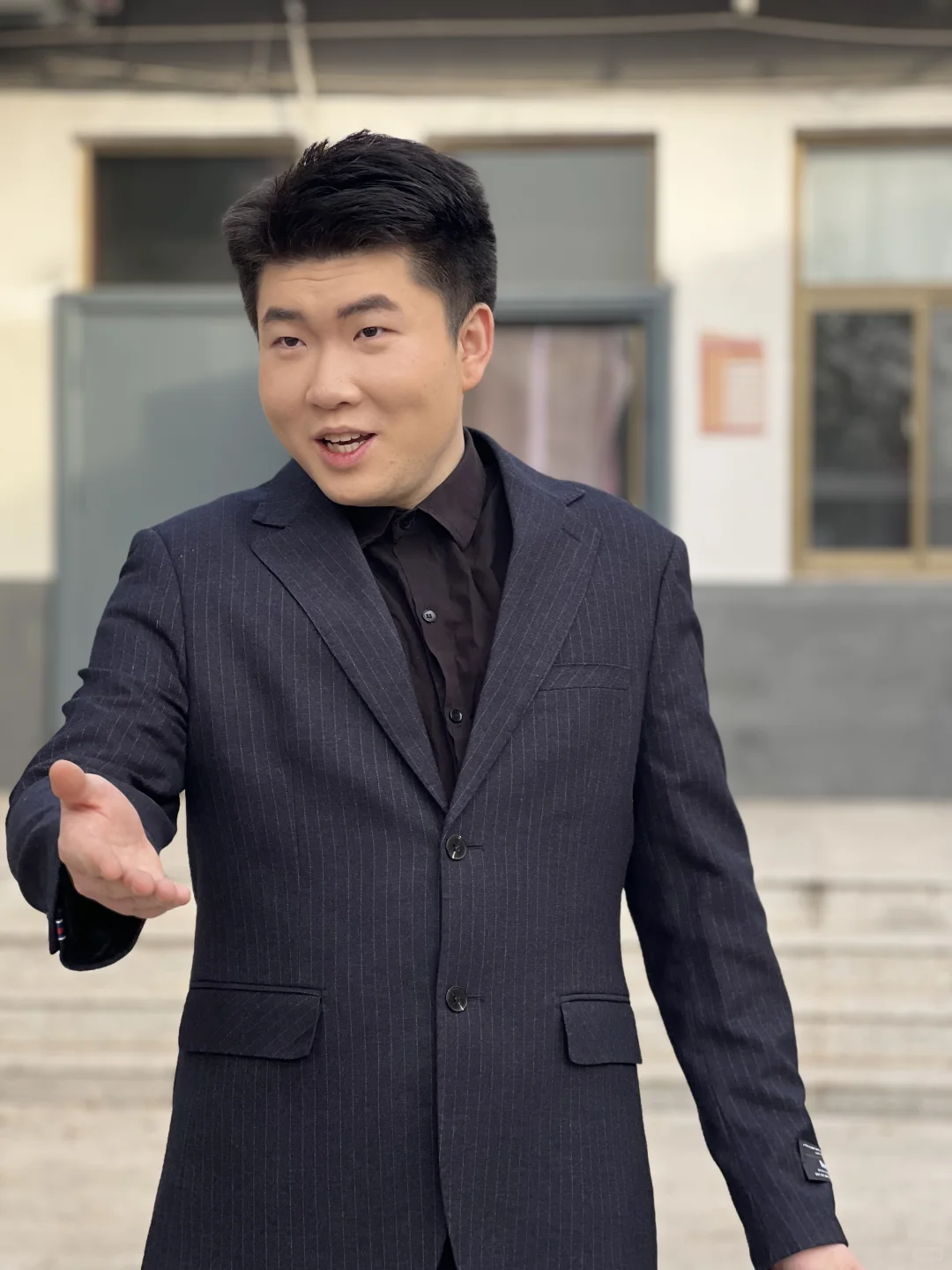 短剧杀青《霸道总裁爱上绝经的我》