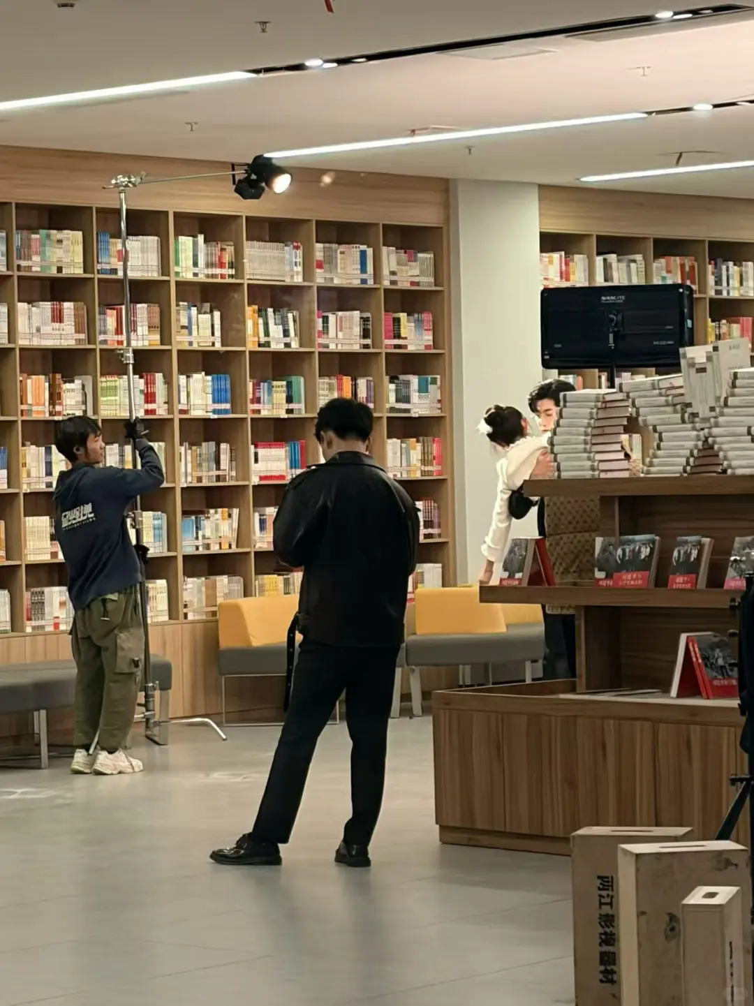 重生之我在重庆城市科技学院霸道总裁爱上我